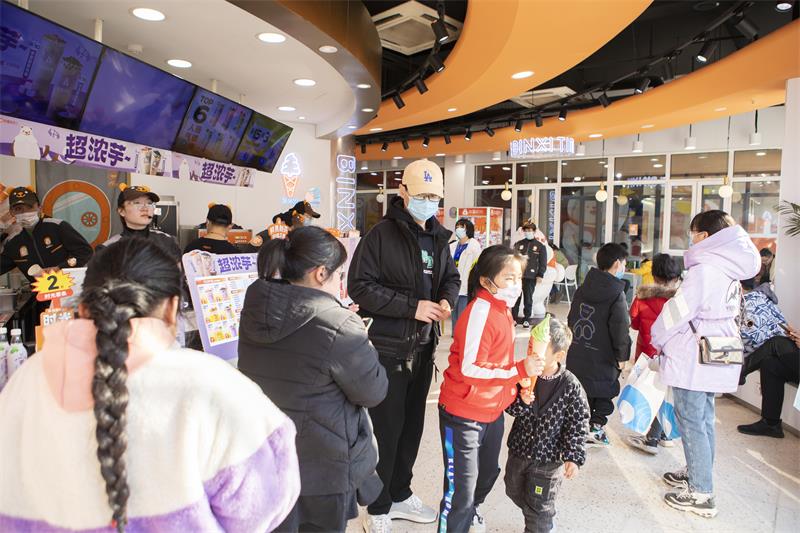 新式茶饮成为顶流产品，冰雪时光赢得大踏步式发展