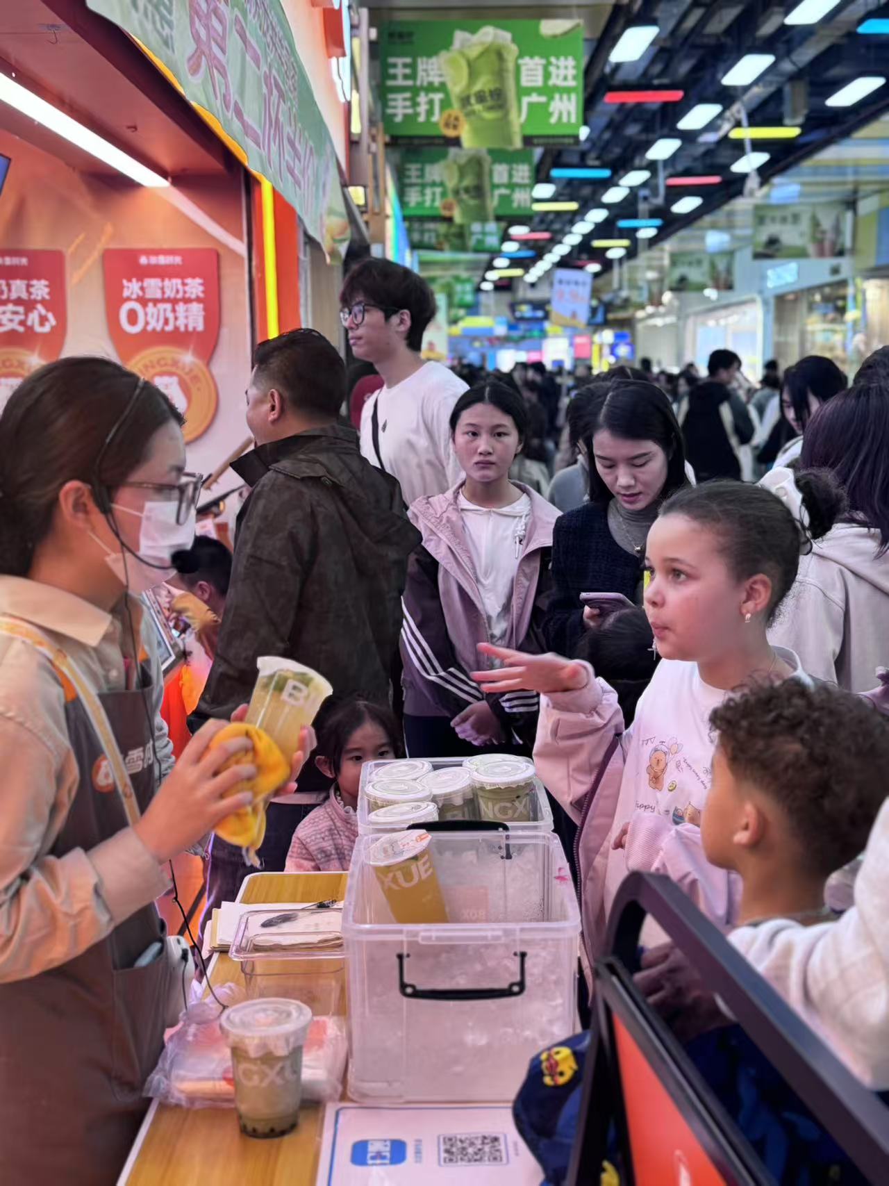 供应链深耕,冰雪时光海外版图的坚实支撑